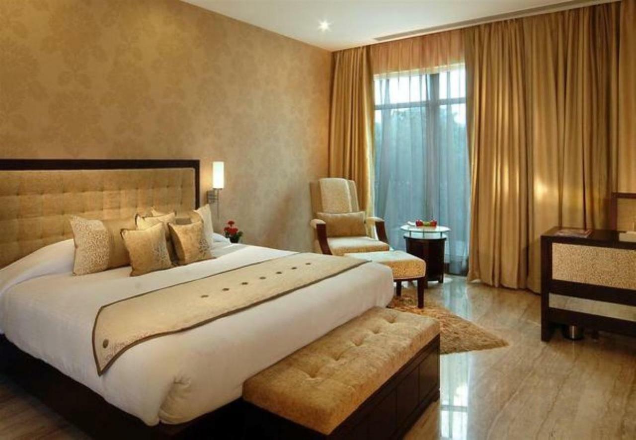 Royal Residence Iffco Chowk Gurgaon Bagian luar foto