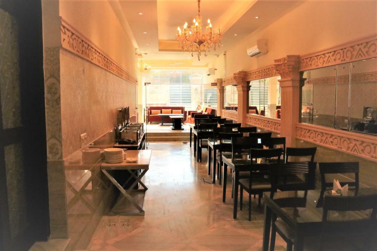 Royal Residence Iffco Chowk Gurgaon Bagian luar foto