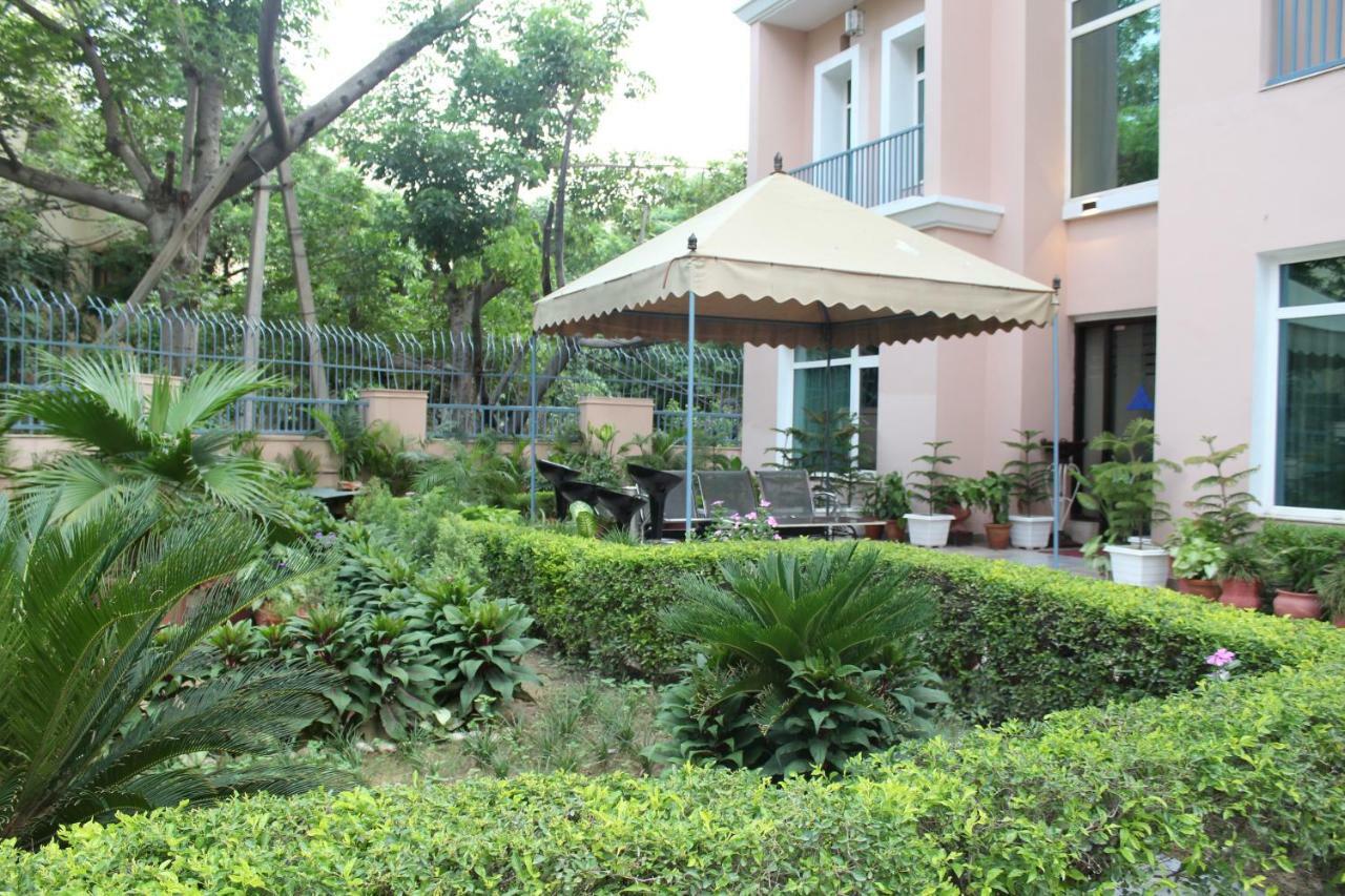 Royal Residence Iffco Chowk Gurgaon Bagian luar foto