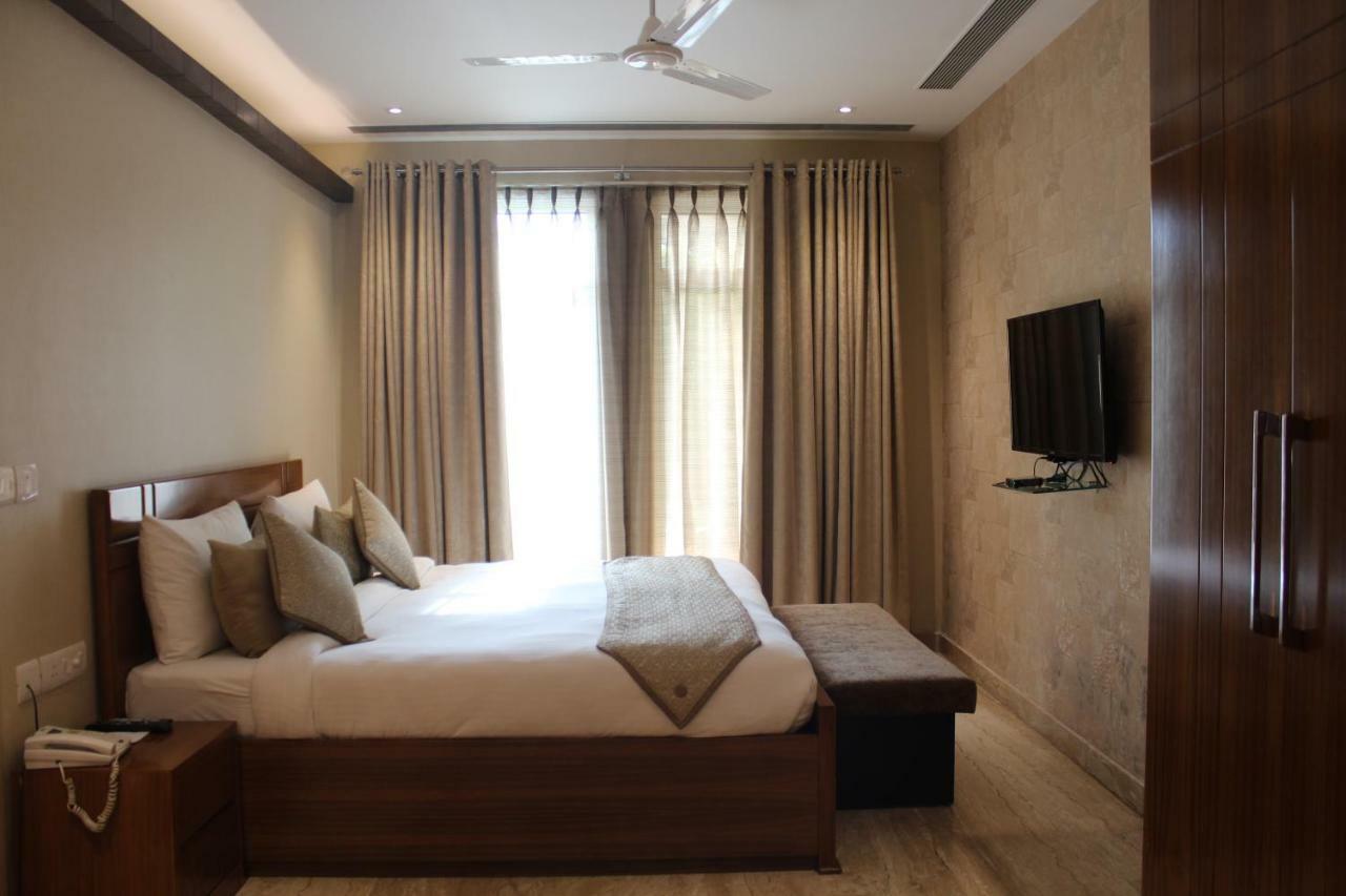 Royal Residence Iffco Chowk Gurgaon Bagian luar foto